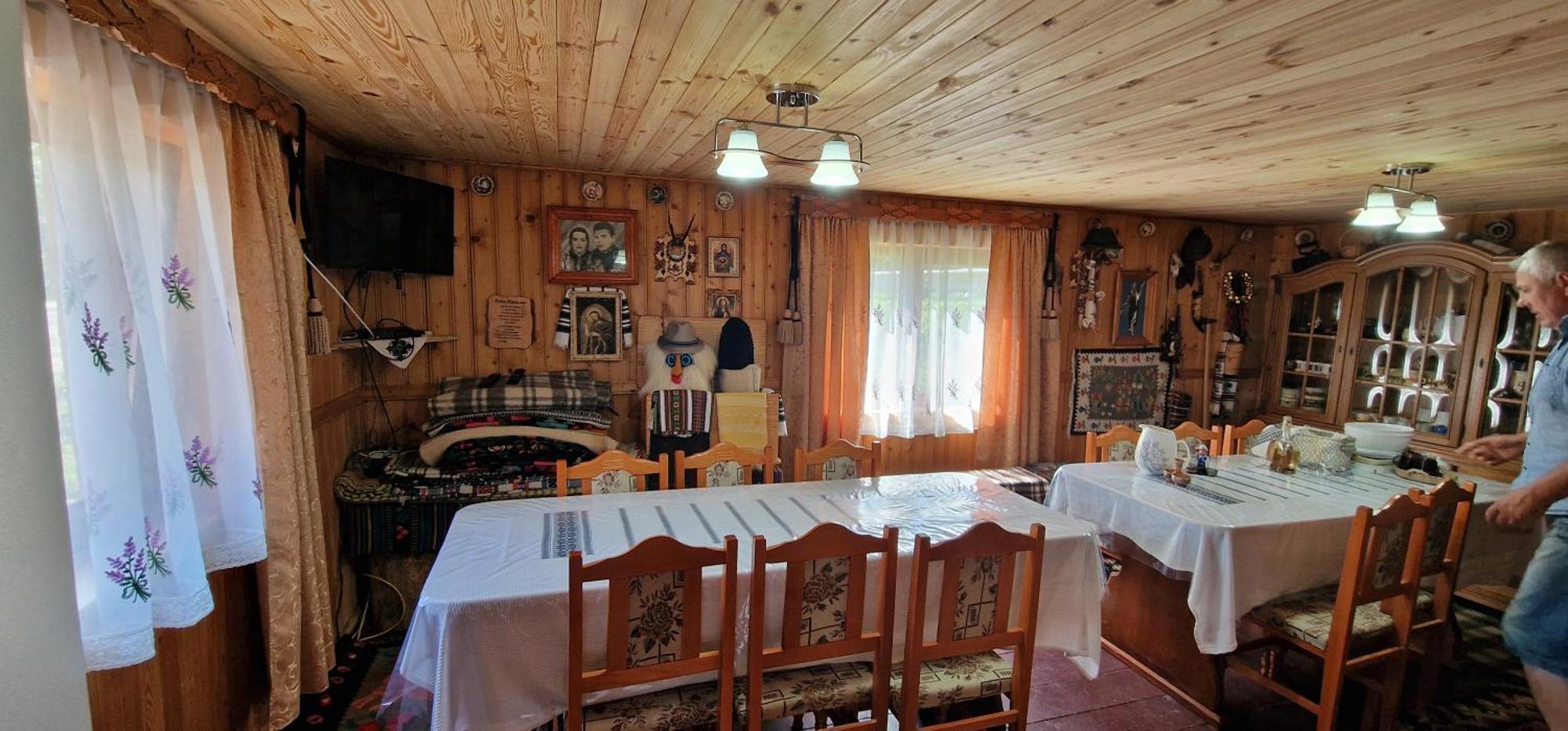 Casa Agroturistica Tarancuta Din Vatra Moldovitei Hotel ภายนอก รูปภาพ