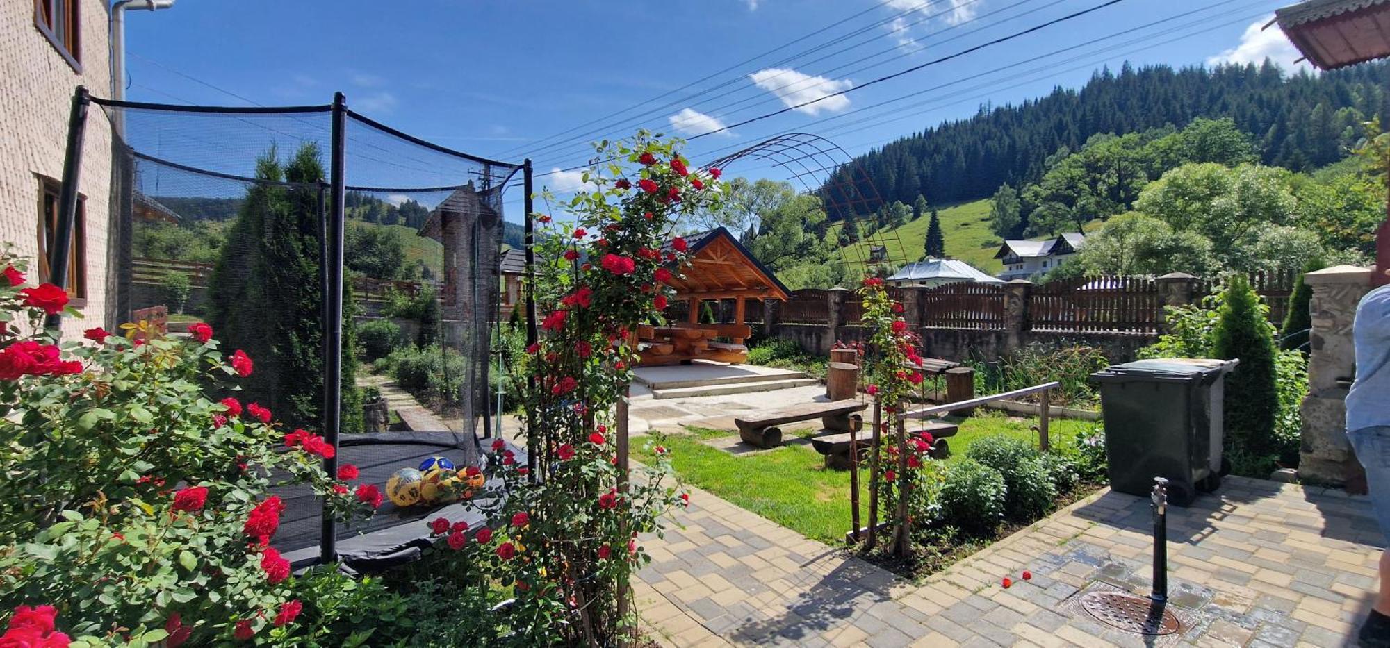 Casa Agroturistica Tarancuta Din Vatra Moldovitei Hotel ภายนอก รูปภาพ