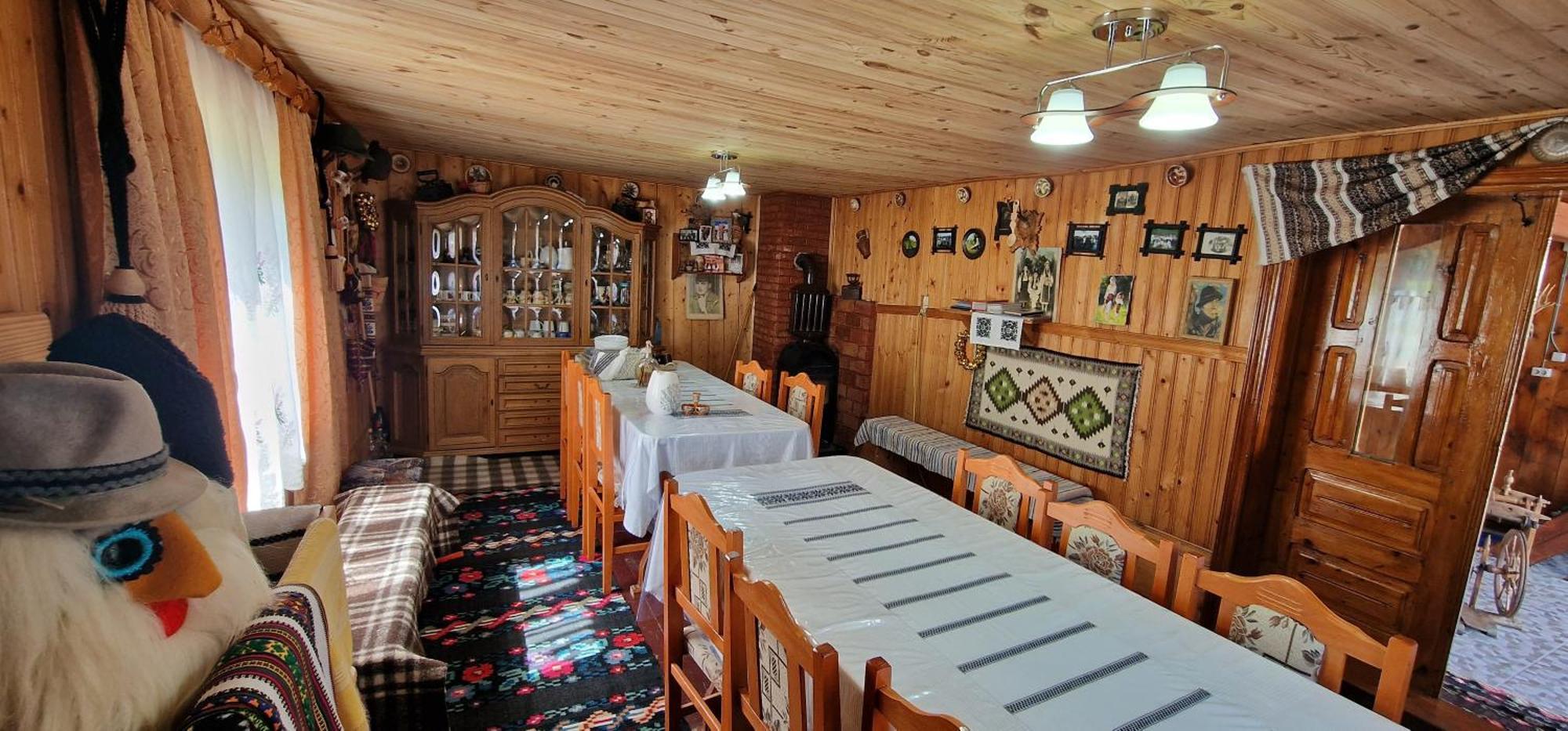 Casa Agroturistica Tarancuta Din Vatra Moldovitei Hotel ภายนอก รูปภาพ