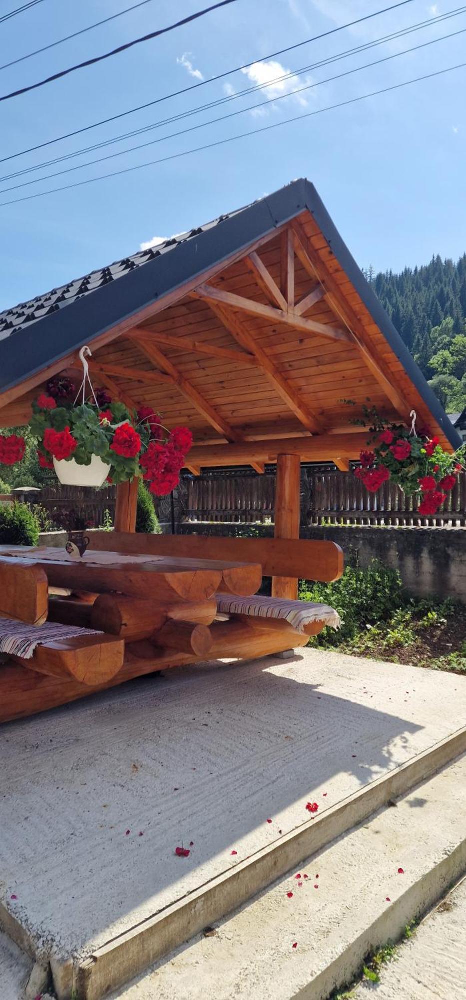Casa Agroturistica Tarancuta Din Vatra Moldovitei Hotel ภายนอก รูปภาพ